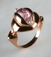 14K gold, kunzite, and pearls