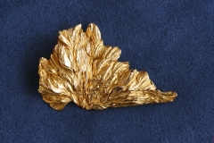 14K gold (pin/pendant)